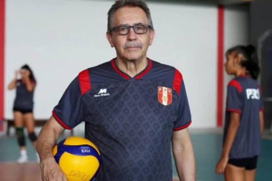 Rizola: "Valoro el esfuerzo que hizo el equipo en el Sudamericano de Vóley"