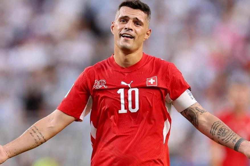 Xhaka quedó fuera de selección suiza tras admitir que falsificó certificado de vacunación
