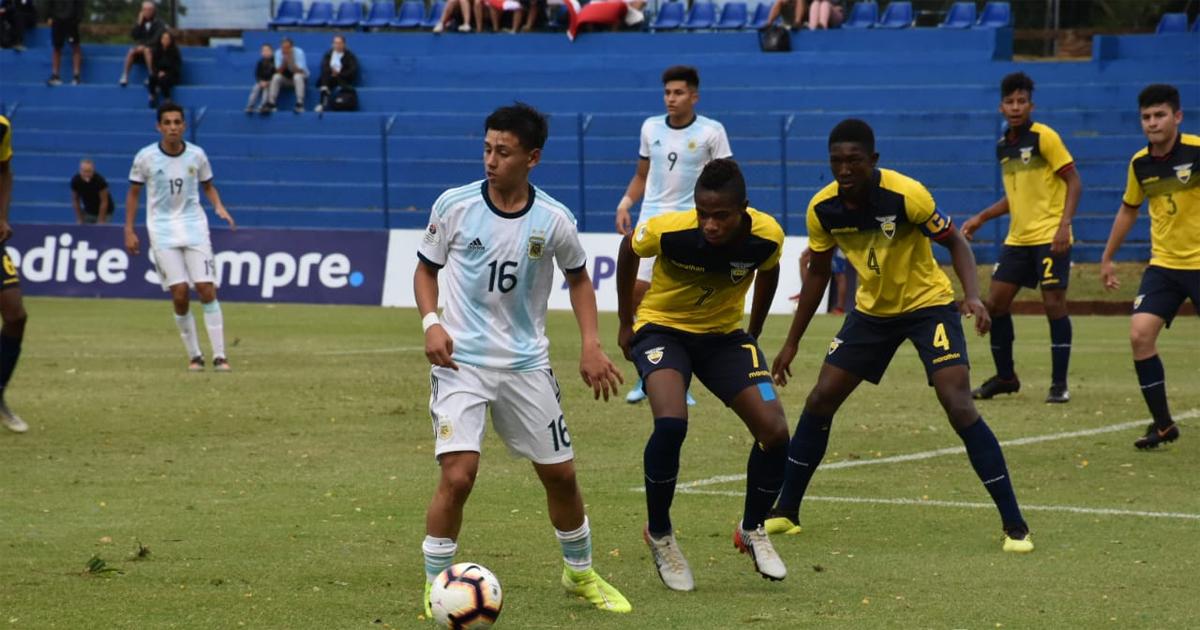 Sudamericano Sub15 Argentina empató con Ecuador pero llegó a 'semis