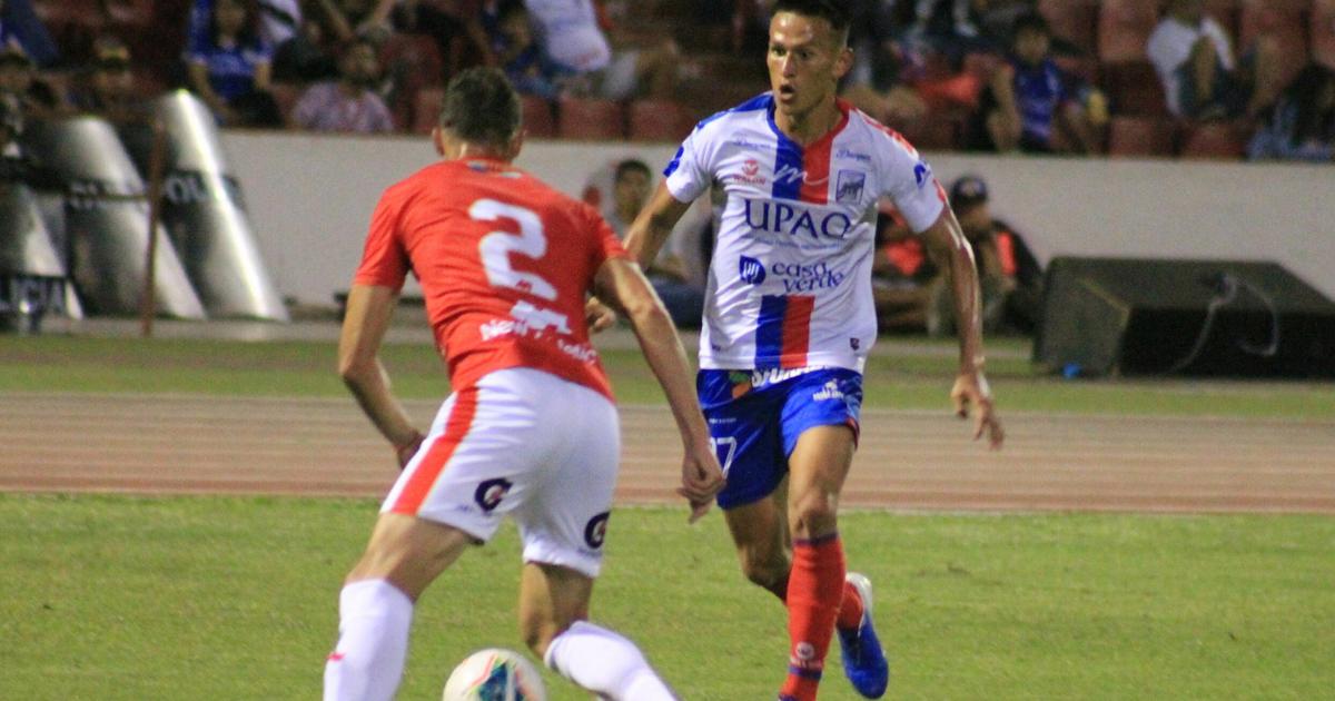 Prensa: Carlos A. Mannucci.