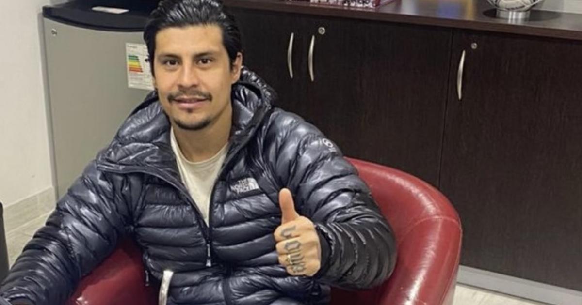 dPatricio Rubio, atacante de Alianza Lima, señaló que en estos días ha sentido el cariño de la hinchada y que está preparado para este nuevo reto en su carrera.  En diálogo con 'La Hora Blanquiazul' de Radio Ovación, el chileno habló de su llegada al club. "Tengo entendido que ya se venía hace tiempo hablando, costó pero más que nada por este tema del virus. Tanto ellos como yo teníamos ganas de concretarlo y se pudo dar, la demora fue más por el coronavirus. Desde un principio se habló del tema de pagar la