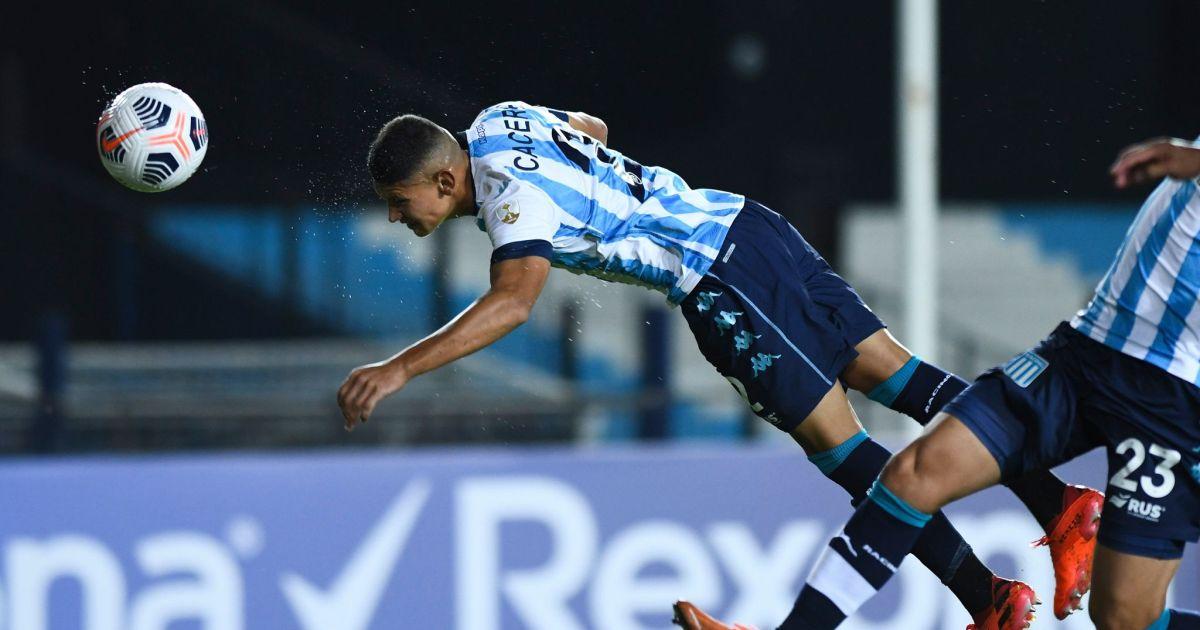 Sporting Cristal vs. Racing: Cáceres y la 'palomita' para el 1-0 de la 'Academia' por Libertadores | VIDEO