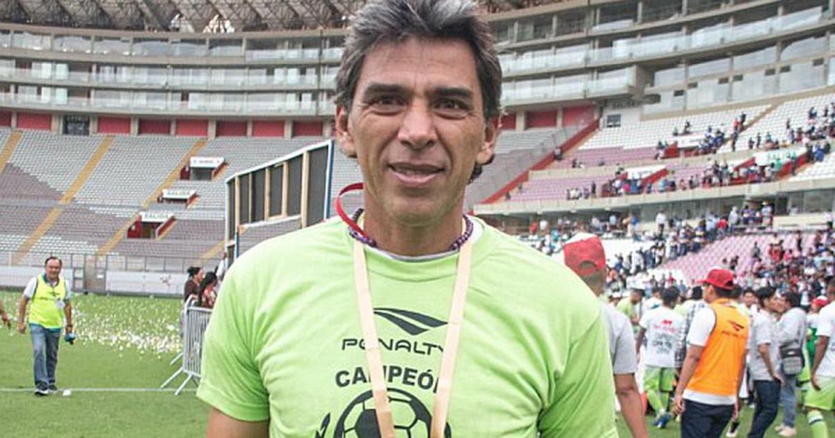 Juan Carlos Bazalar fue oficializado como nuevo entrenador de Comerciantes Unidos