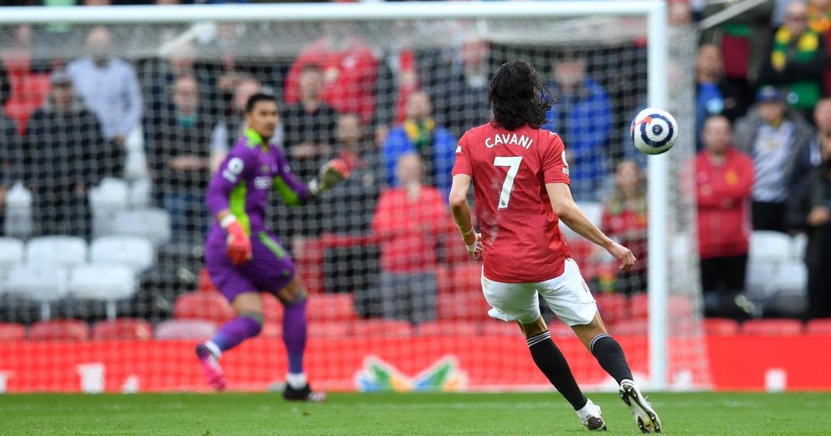 ¡Explotó Old Trafford! Cavani y el brutal golazo en el primer partido con público con el Manchester United