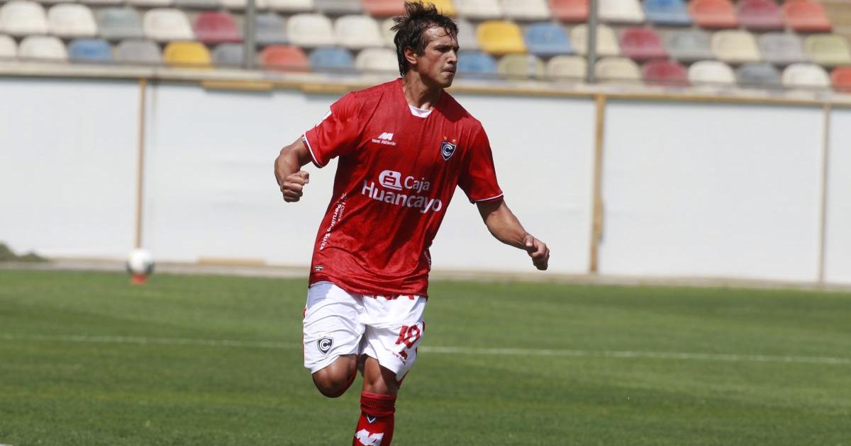 Juan Romagnoli, volante argentino de Cienciano: "Estaría muy orgulloso de nacionalizarme"