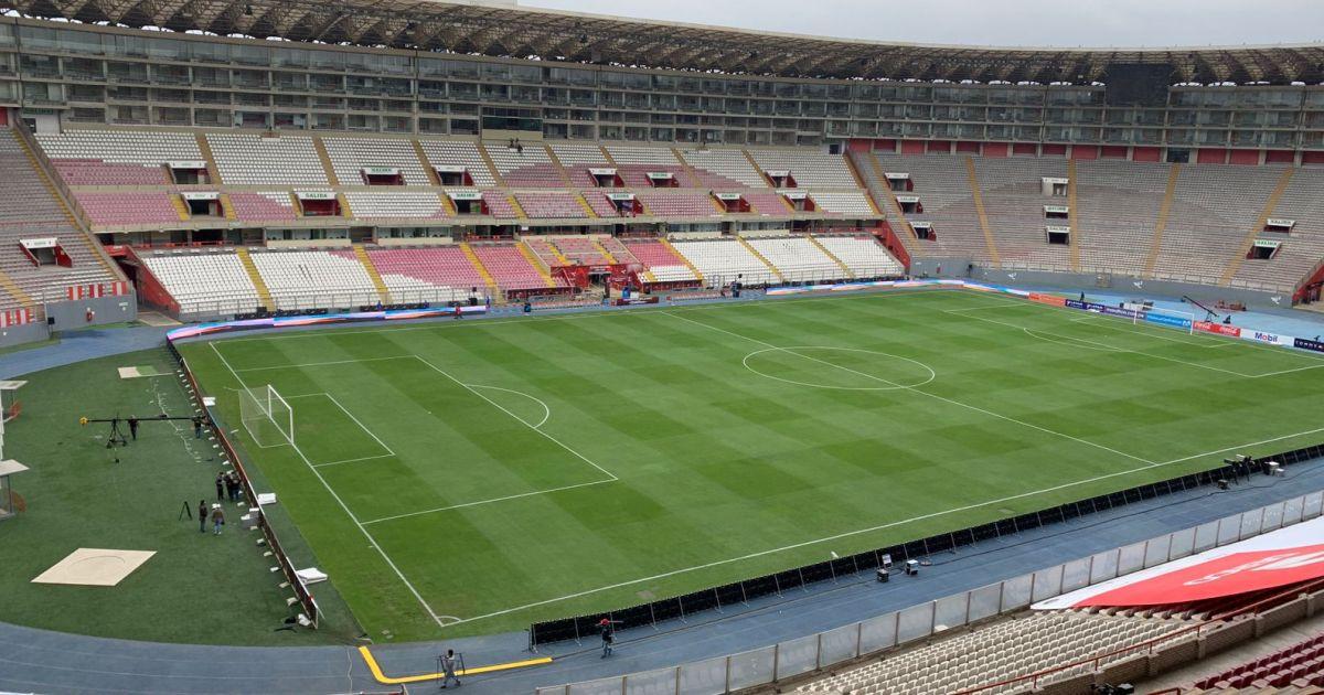 "¡Cómo no te voy a querer!": los sentidos mensajes dentro del Nacional previo al Perú vs. Colombia