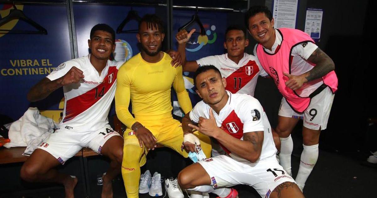 ¡Apoyo total! Así arropó la selección peruana a Callens tras su lesión por Copa América | FOTOS