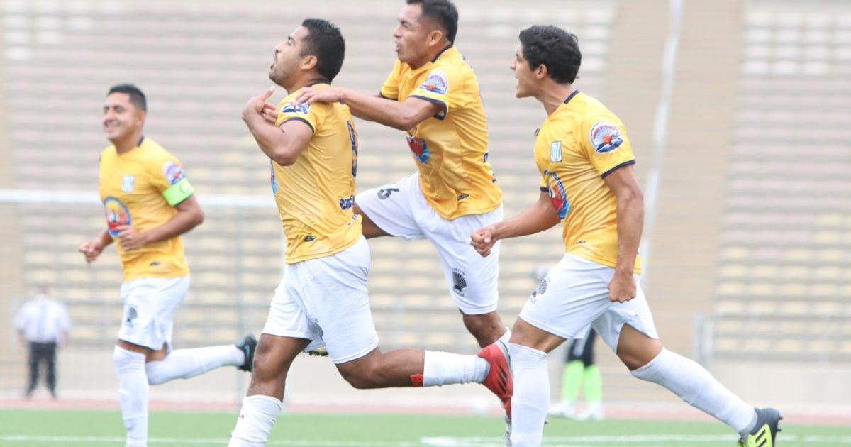 Copa peru fase 4 UD PARACHIQUE MARISTAS