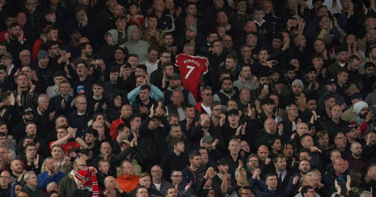 Cristiano agradeció de corazón el homenaje de los hinchas del Liverpool