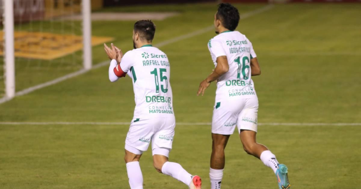 Vale un Perú: FBC Melgar superó 3-1 a Cuiabá y avanzó en la Copa Sudamericana
