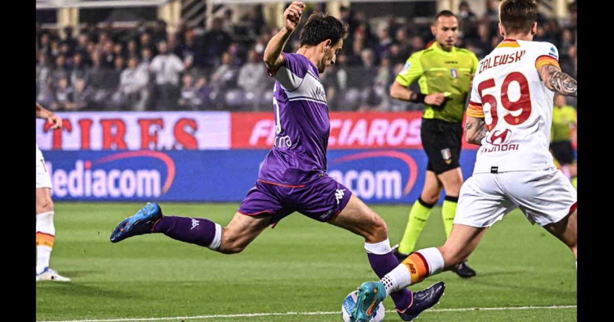 (VIDEO) Fiorentina derrotó en un duelo clave a la Roma