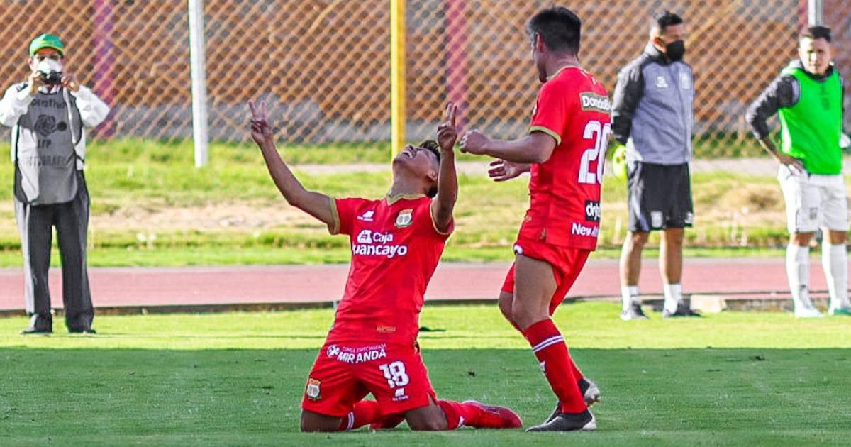 (FOTOS/VIDEO) Sport Huancayo goleó al Alianza Atlético y sigue en la pelea por el título