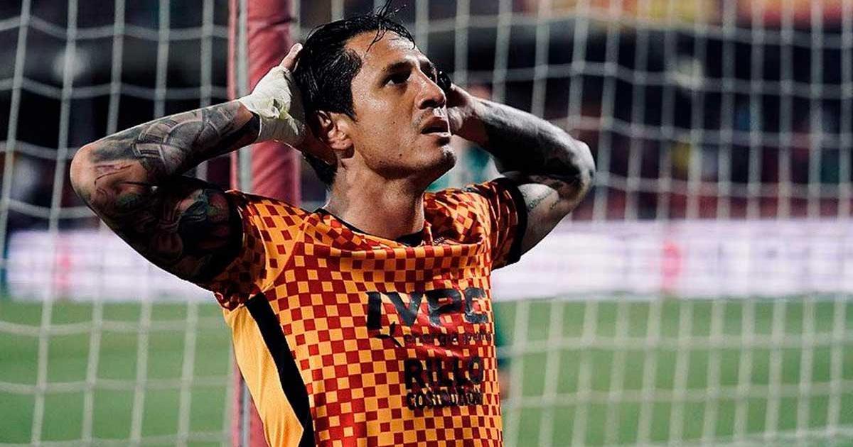 Lapadula fue nominado al mejor delantero de la Serie B