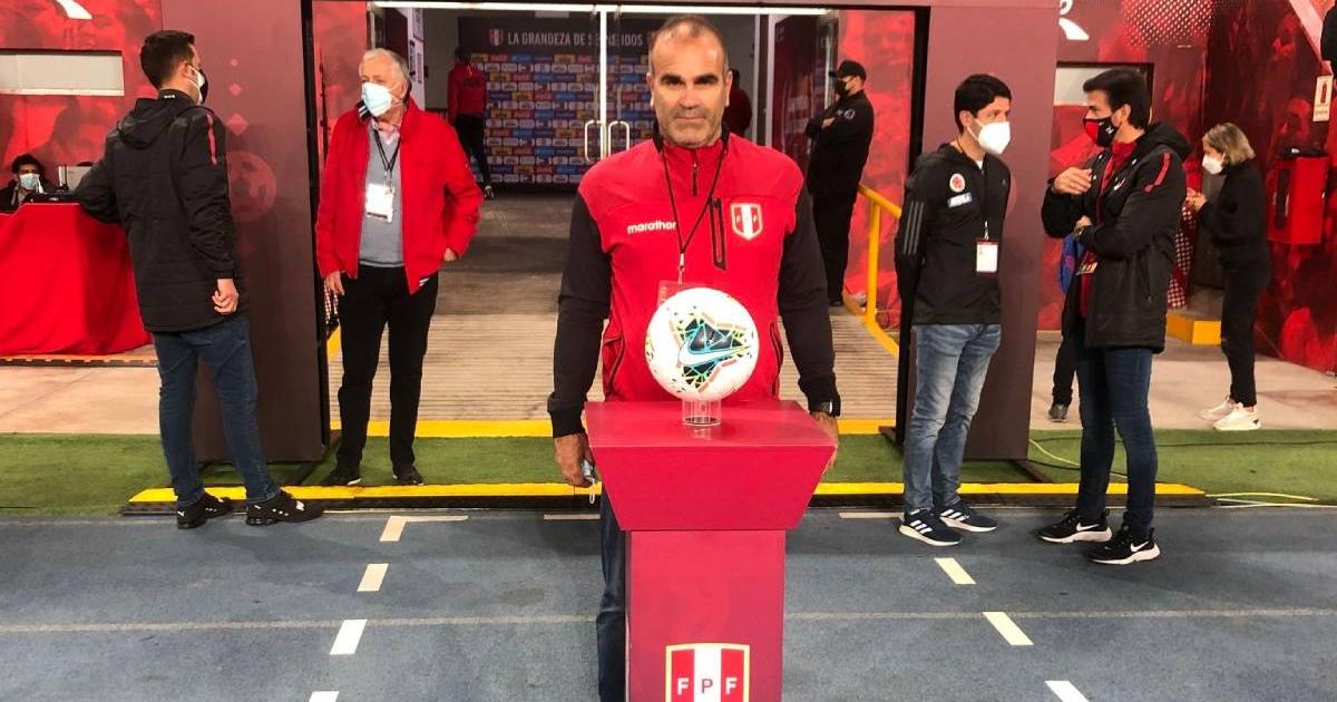 Bossi: "Ryan Chávez y Alexander Robertson quieren venir con la Selección peruana"