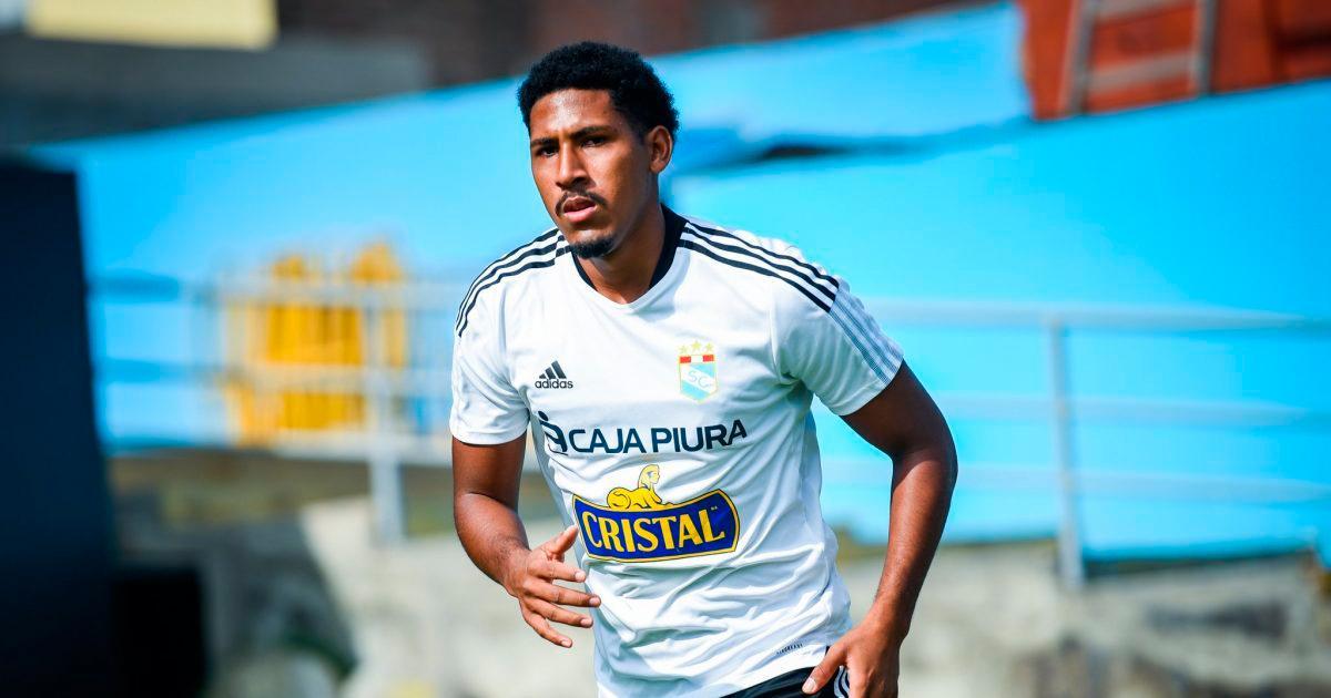 Castillo: "Tenemos doce partidos sin perder y eso es importante para nosotros"