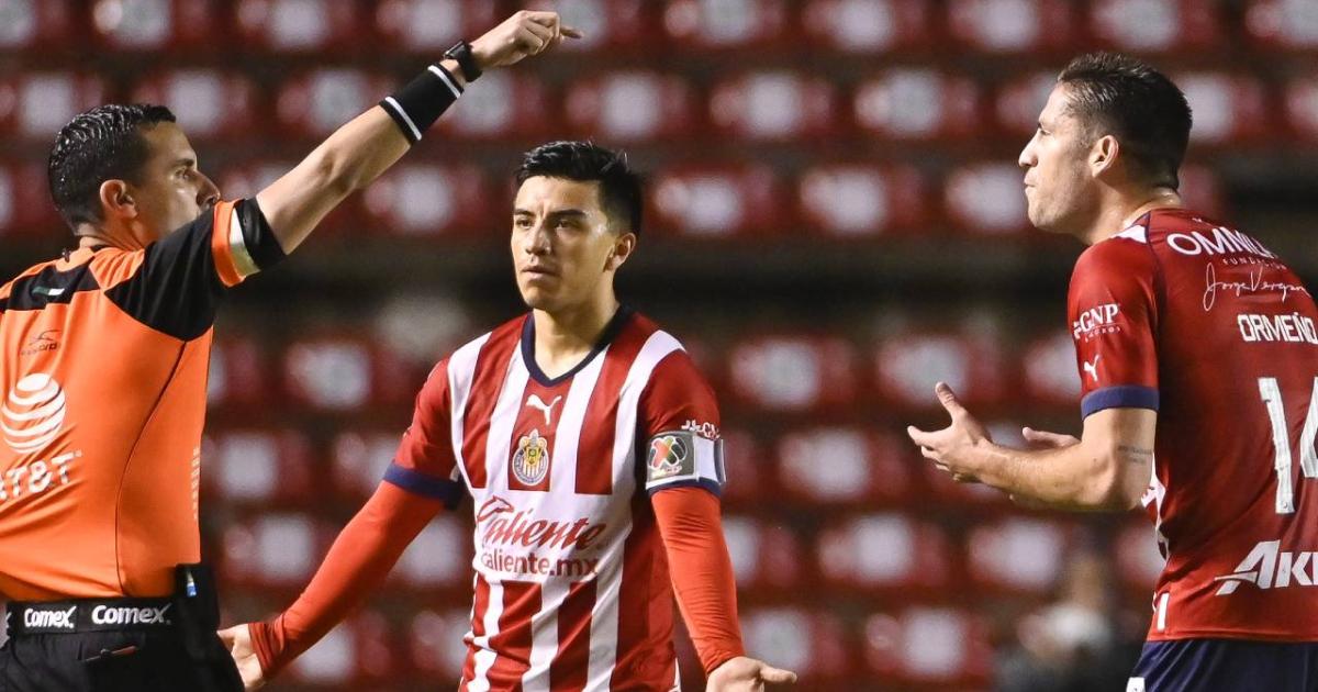 DT de Chivas: "Ormeño no tuvo el mejor debut"
