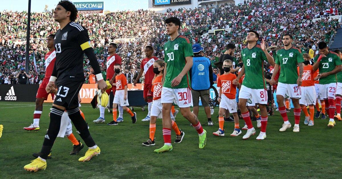 Ochoa: "Perú y Colombia son equipos que tenían que estar en el Mundial"