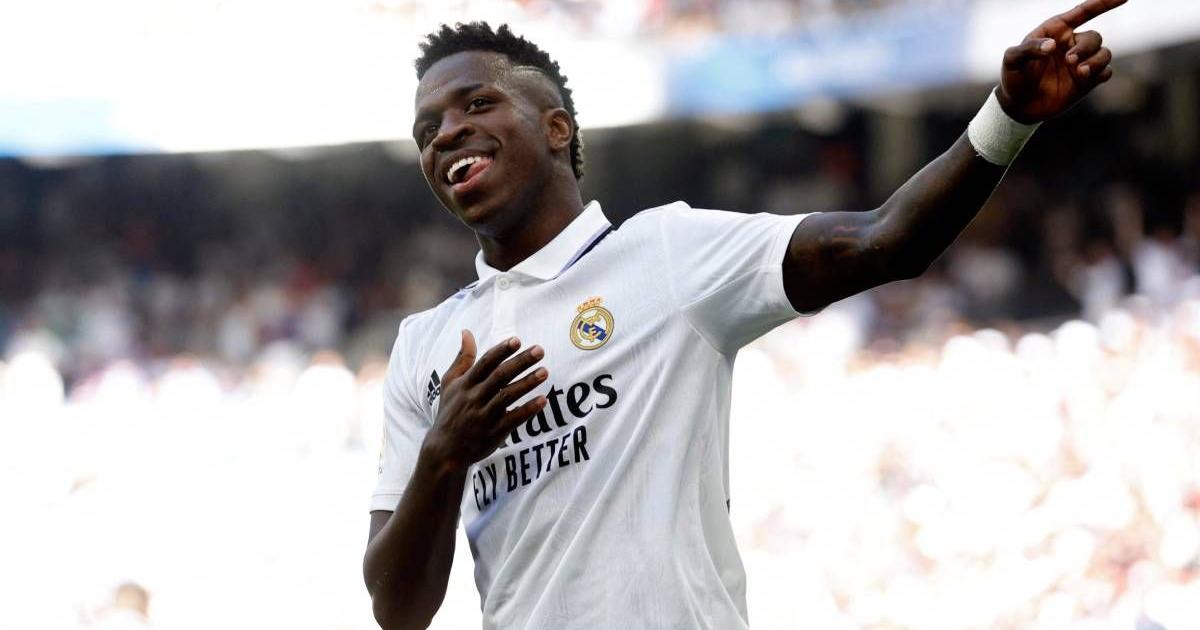 Vinícius tuvo emotivo descargo tras sufrir racismo y aseguró: "No dejaré de bailar"