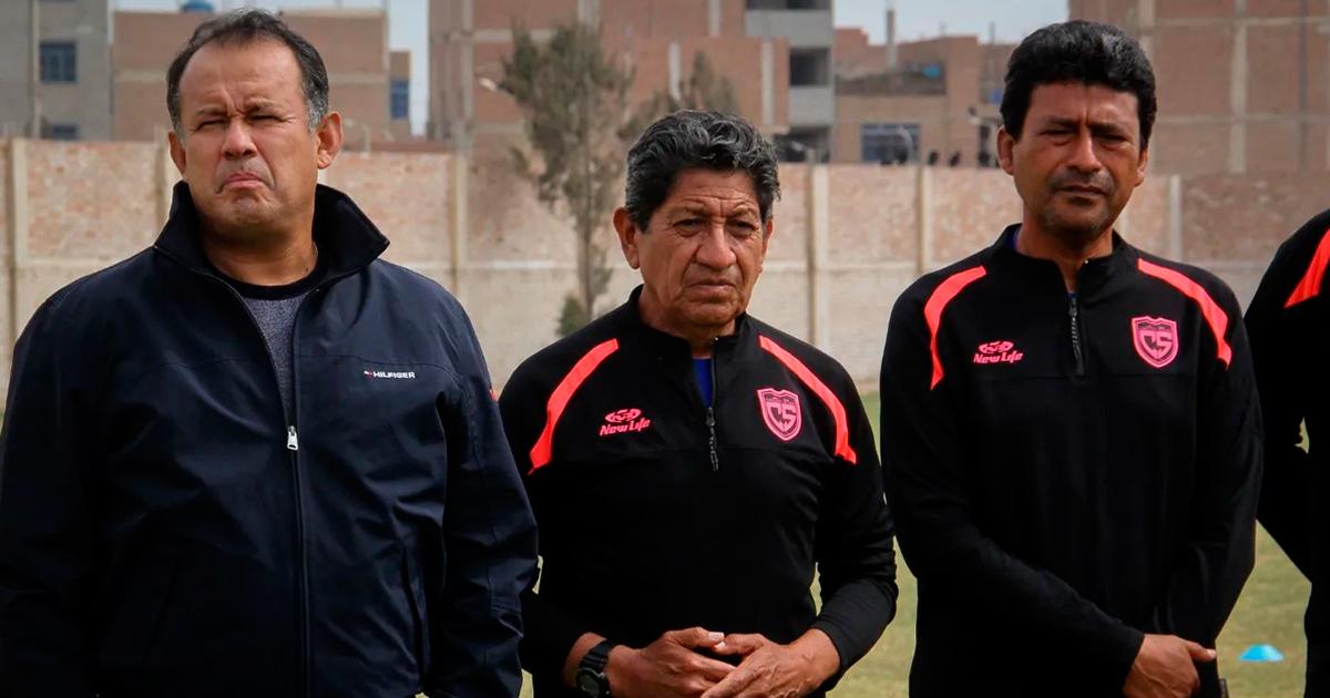 (VIDEO) Juan Reynoso visitó al plantel de Carlos Stein