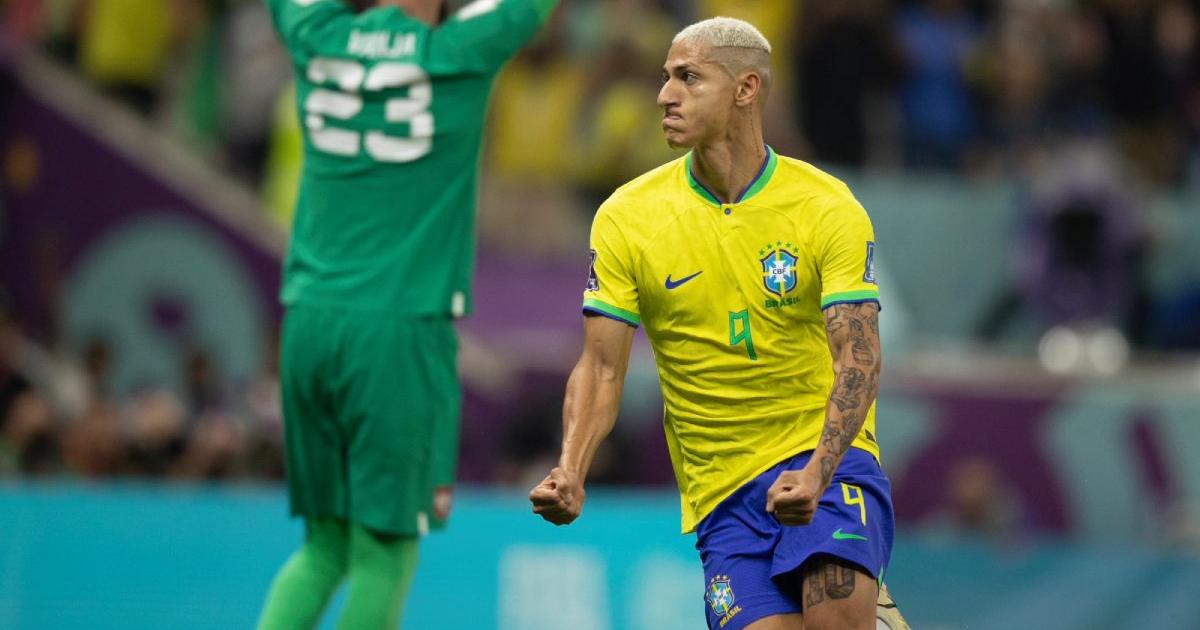 (FOTOS/VIDEO) Debutó con el pie derecho: Con doblete de Richarlison, Brasil venció a Serbia 