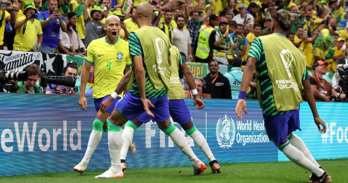 (FOTOS/VIDEO) Debutó con el pie derecho: Con doblete de Richarlison, Brasil venció a Serbia 
