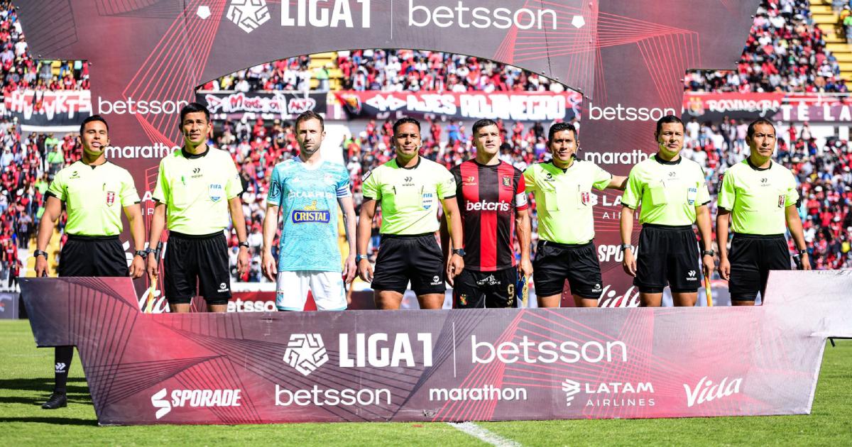 🔴#ENVIVO | FBC Melgar y Cristal están igualando sin goles