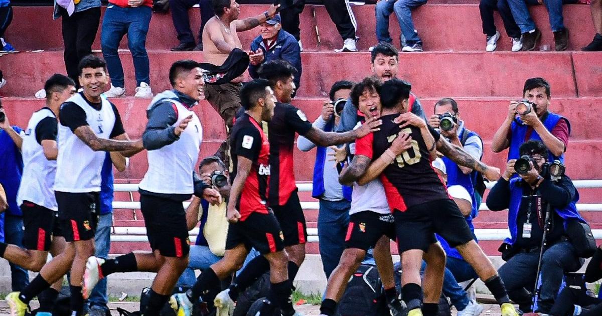 🔴#ENVIVO | FBC Melgar y Cristal están igualando sin goles en Arequipa