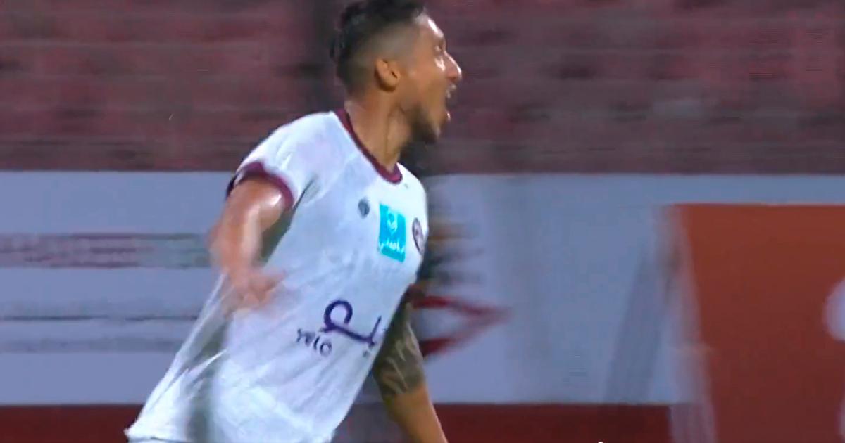(VIDEO) VAR le anuló gol a 'Canchita' Gonzales en la liga saudí