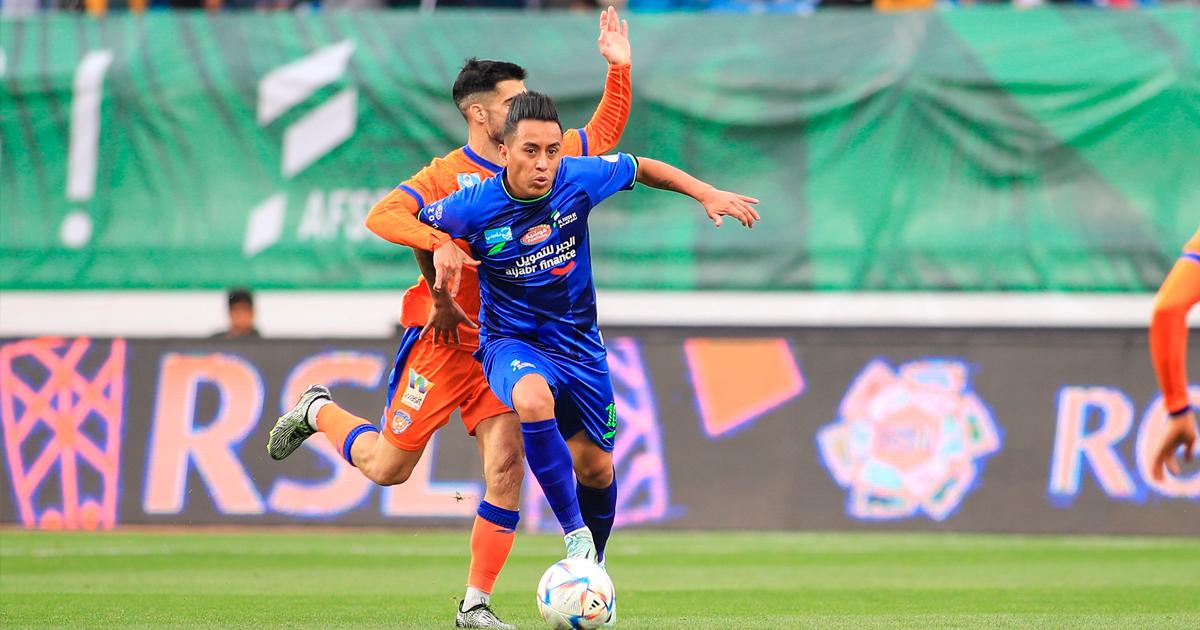 Cueva cerró el año siendo titular en Al Fateh