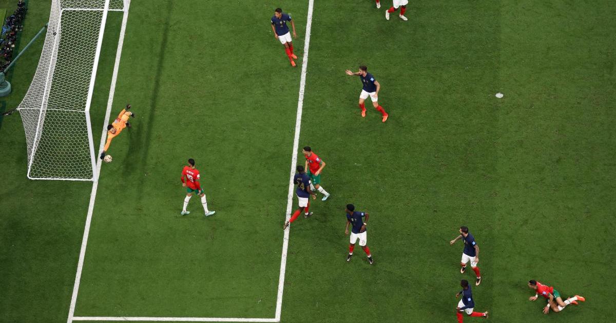 (VIDEO) ¡Era el gol del Mundial! Marruecos casi lo empata de chalaca