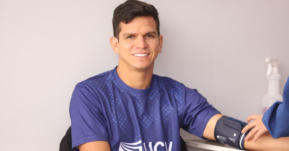 (FOTOS) Arrancó la "era Abreu" en la César Vallejo
