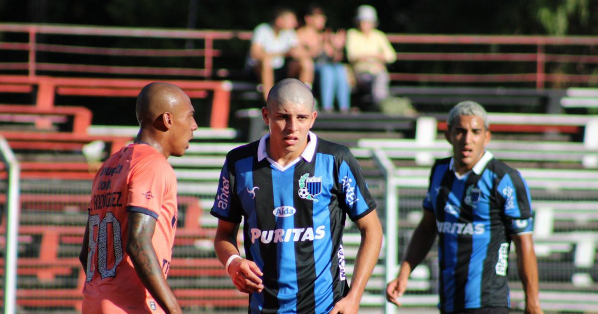 (FOTOS) César Vallejo derrotó en penales a Liverpool y ganó la copa 'Jorge Bava'