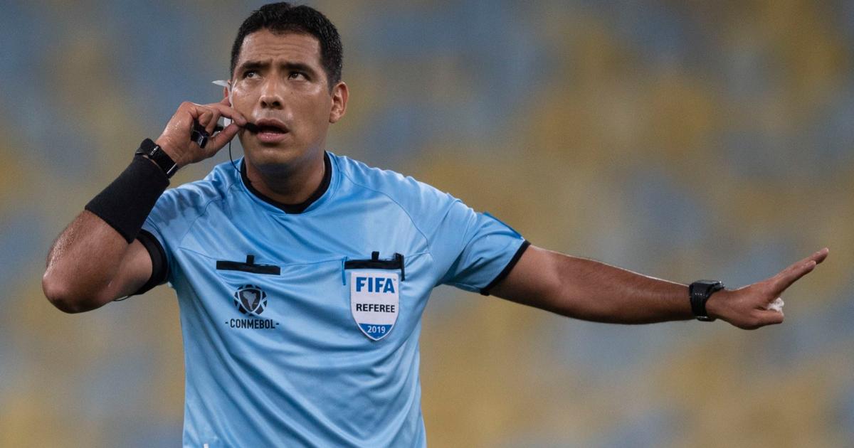 Diego Haro dirigirá el encuentro entre Universitario y FBC Melgar 