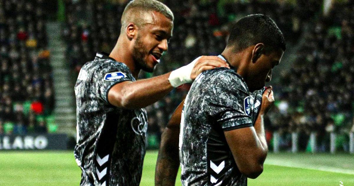 (VIDEO) Con gol de Araujo, FC Emmen rescató un punto a domicilio