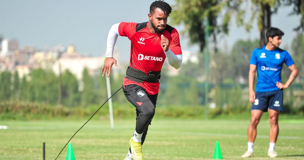 Cáceda: "Estamos mentalizados en hacer un buen partido contra Cristal"