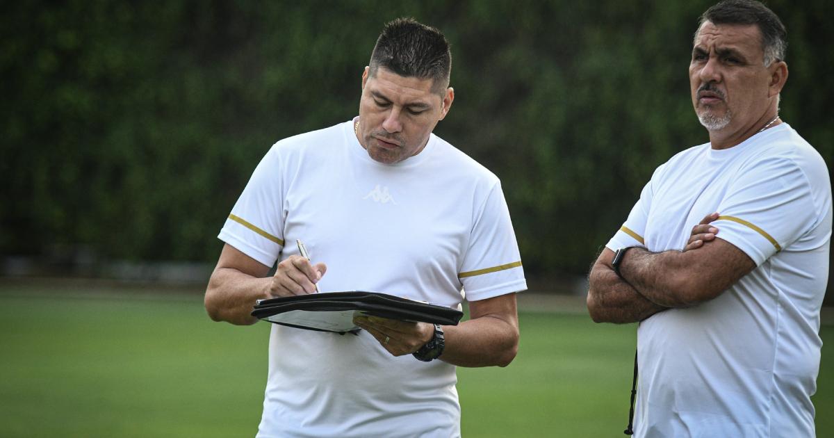 (FOTOS) Nacional de Paraguay entrenó en la VIDENA