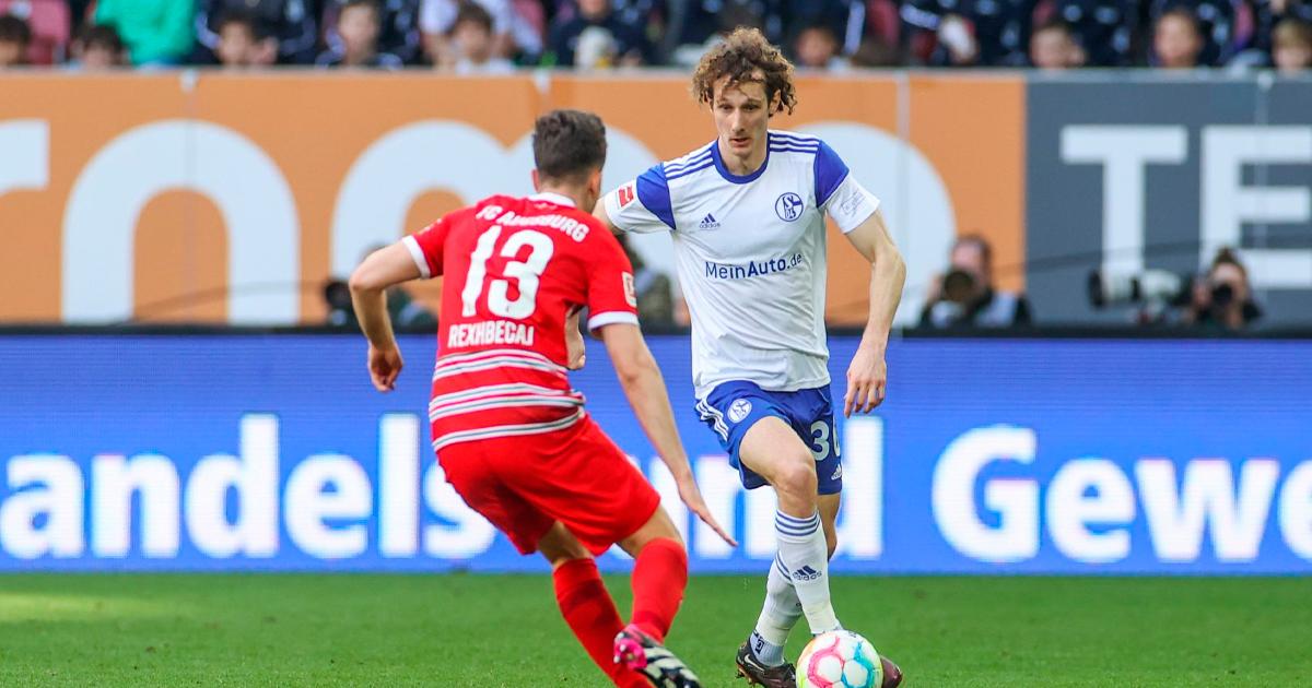 Schalke 04 empató 1-1 con Ausburgo y permanece en la zona de descenso 