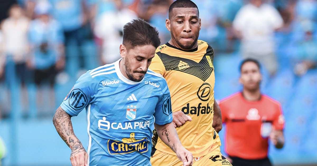 (VIDEO / FOTOS) Cristal derrotó 2-0 a Cantolao y no se baja de los primeros lugares