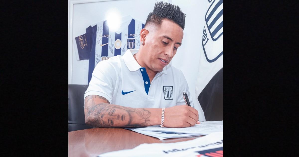 Le puso la firma: Cueva selló su vínculo con Alianza Lima