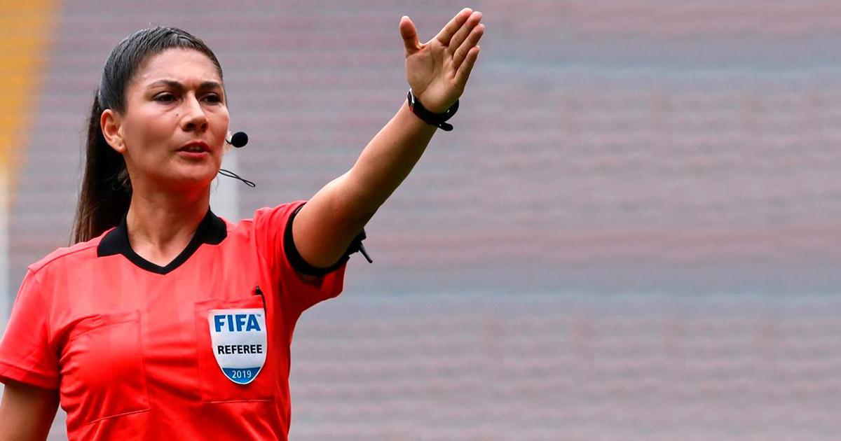 Elizabeth Tintaya dirigirá el choque entre Cristal y Universitario por Liga Femenina