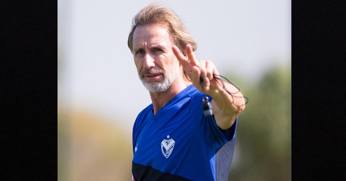 Ricardo Gareca ya trabaja en Vélez