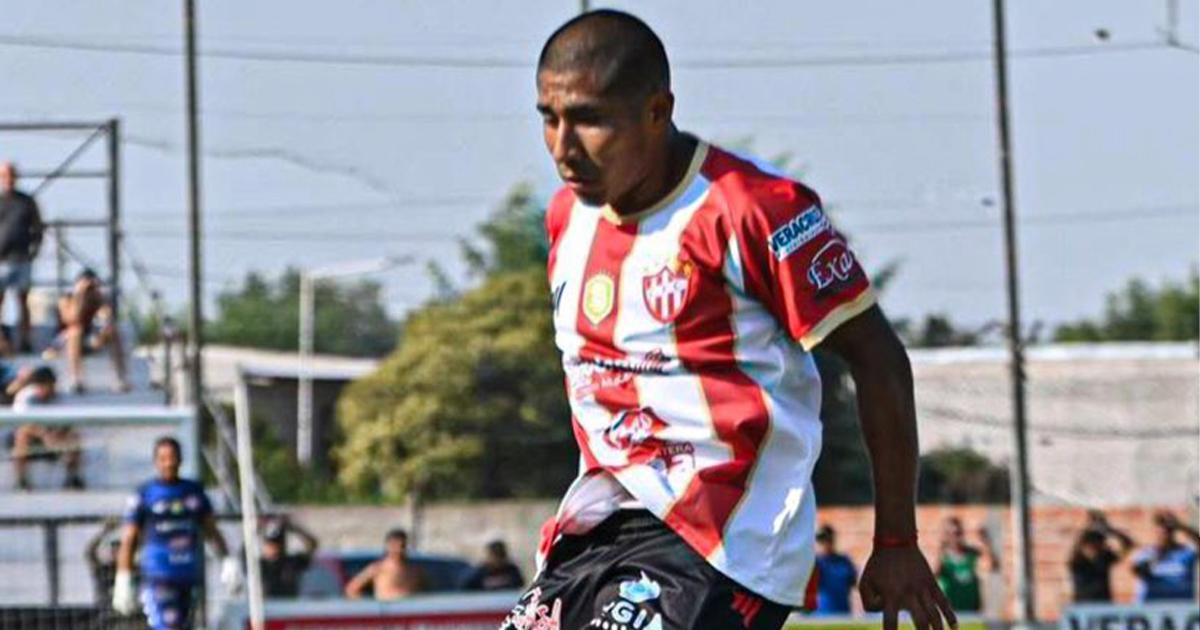 Josué Tunqui vio acción en la derrota de Cañuelas FC por la Primera B de Argentina 
