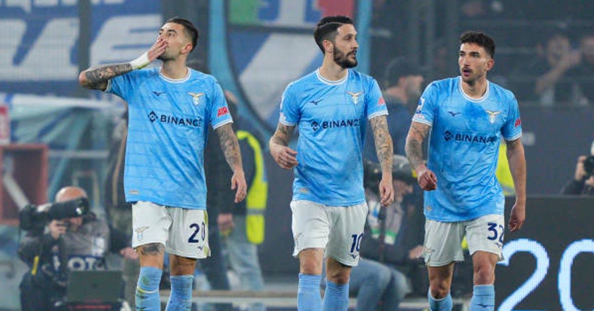 Lazio se quedó con el derbi ante la Roma