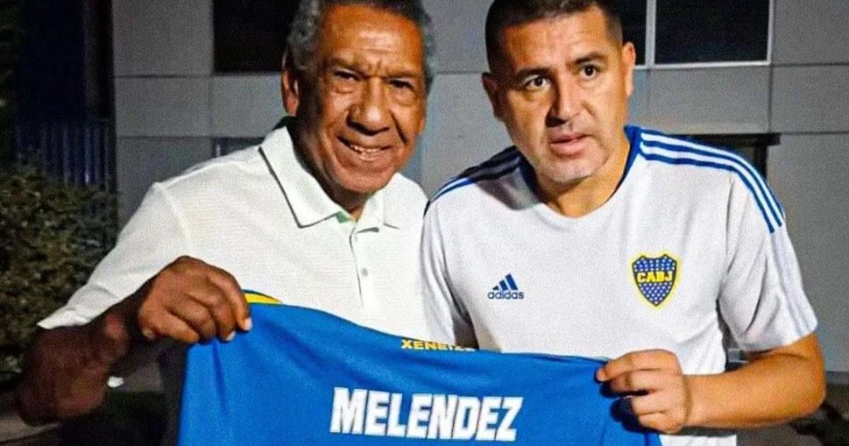 Boca Juniors le hizo un reconocimiento a peruano Julio Meléndez