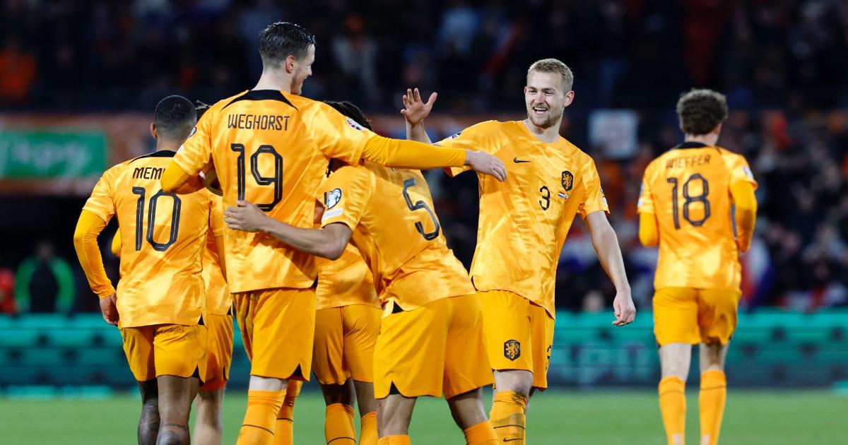 Países Bajos goleó por 3-0 a Gibraltar