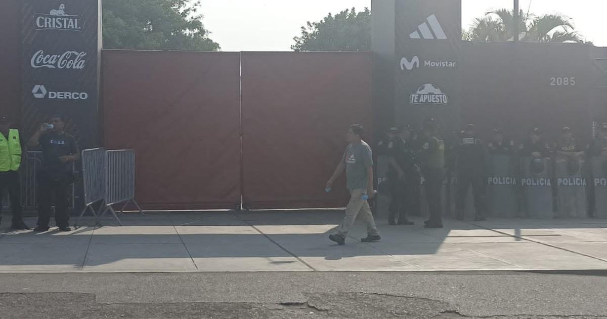 (VIDEO) LO ÚLTIMO: Fiscalía ingresó a a Videna