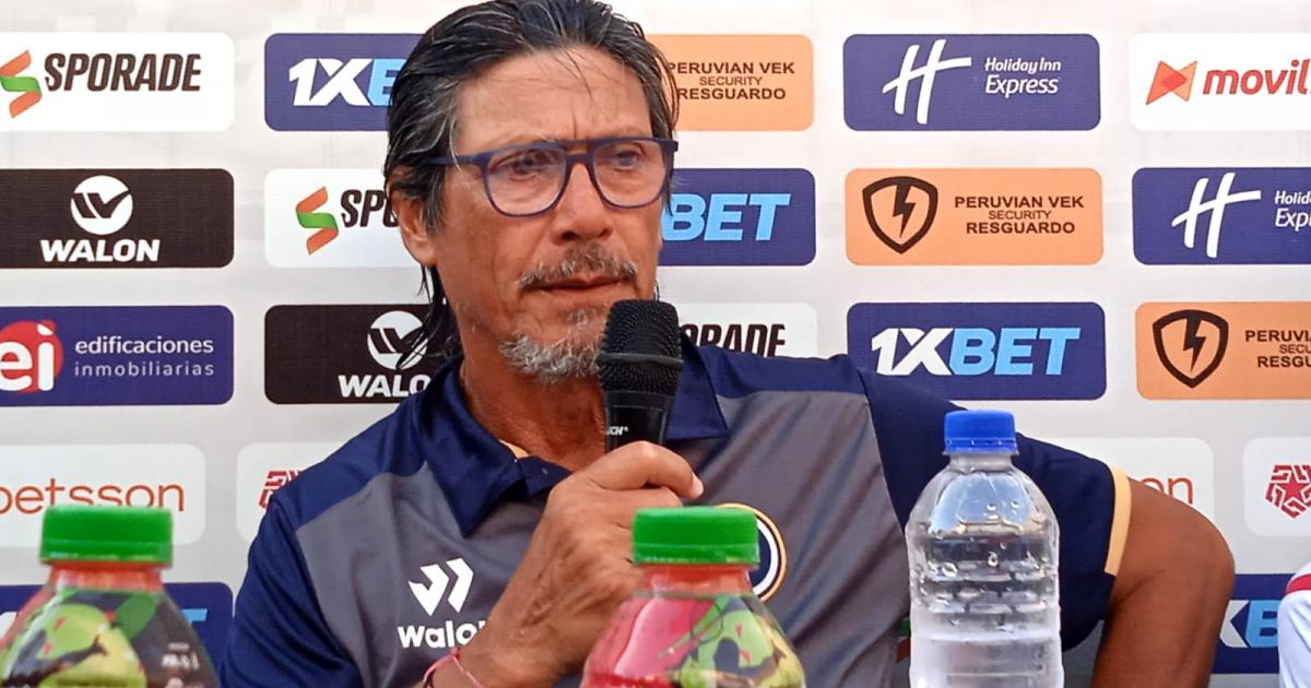 (VIDEO) Comizzo: "Me siento orgulloso de mis jugadores, es difícil alejarse de est