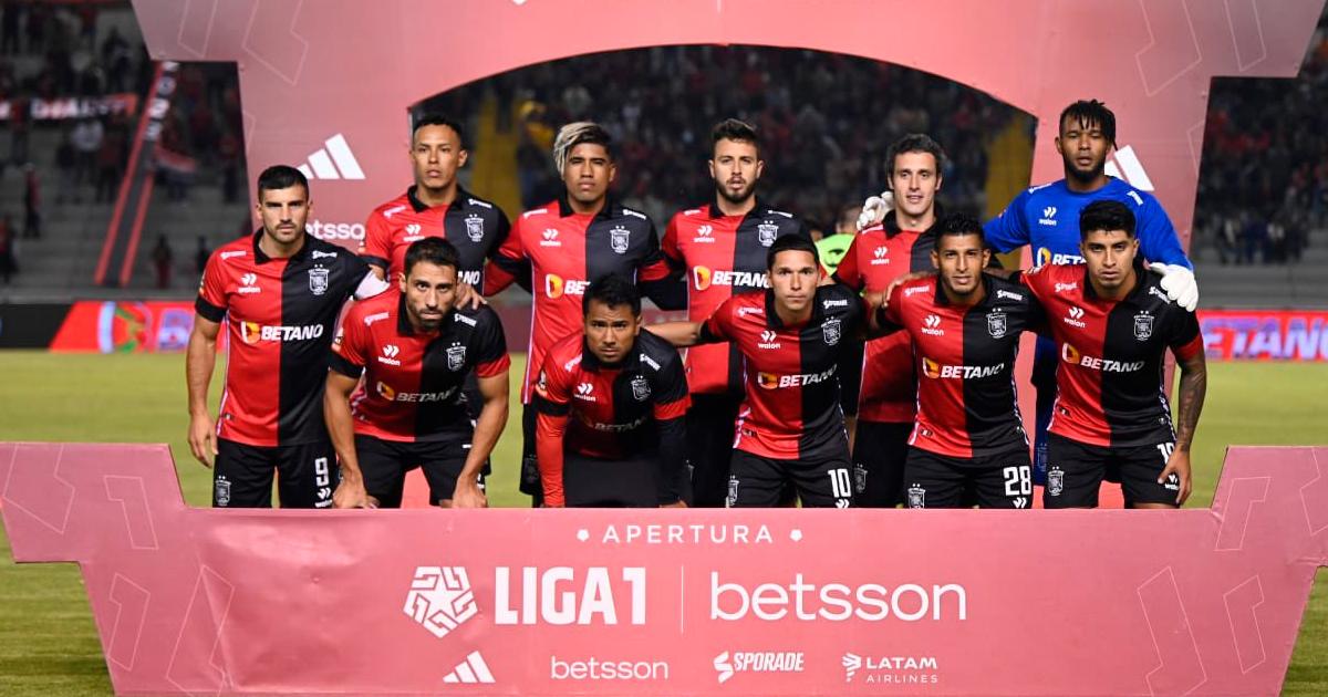 (VIDEO) Russo, asistente de Melgar: "El equipo supo jugar con el hombre de más"