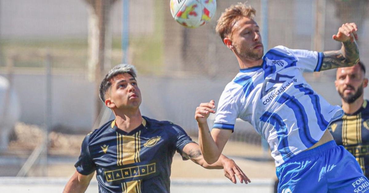 Burlamaqui fue titular en triunfo del CF Intercity de visita