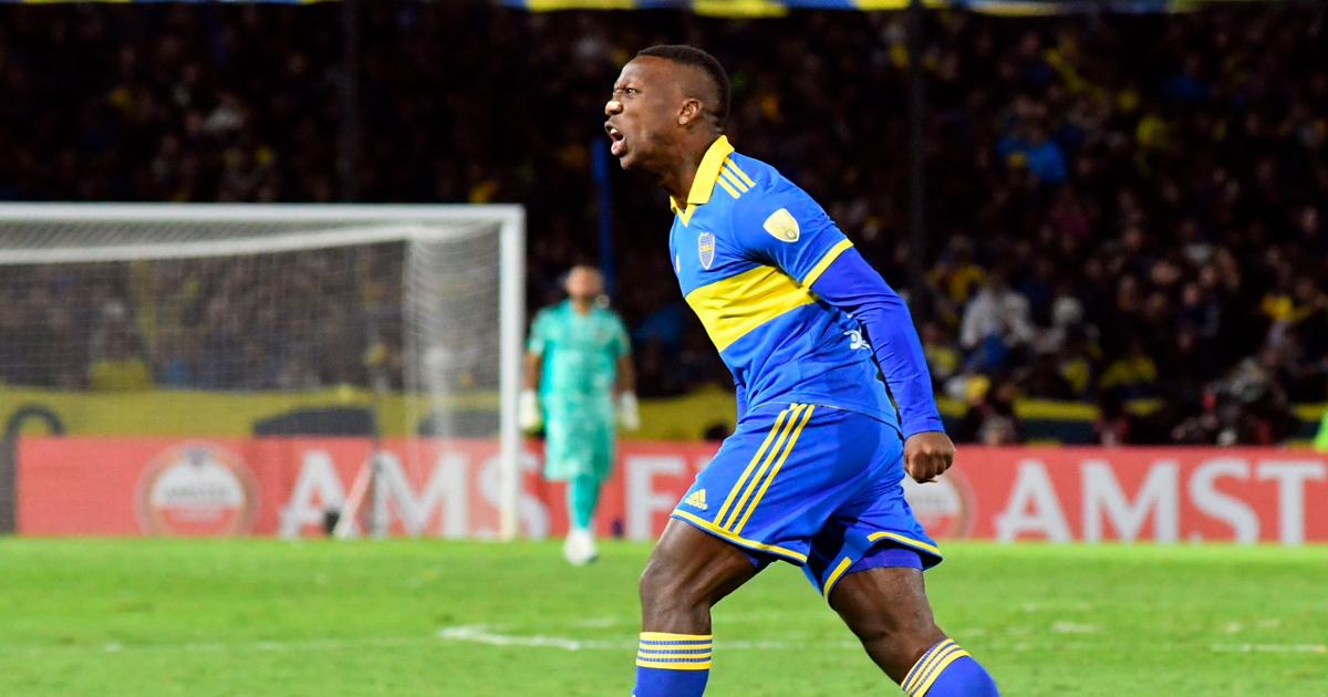Advíncula: "Soy bien autocrítico y no estoy en buen nivel"